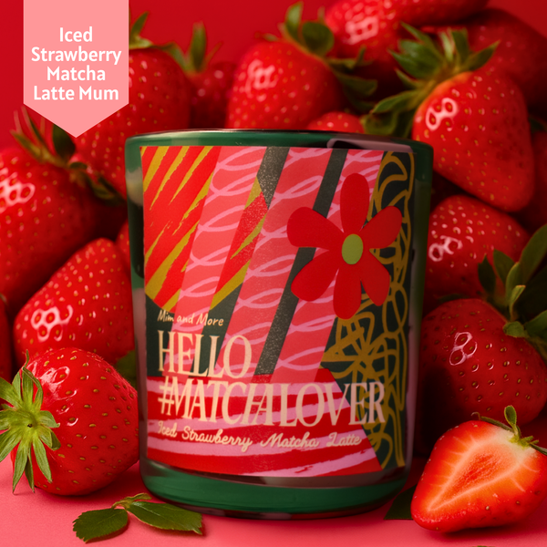 Iced Strawberry Matcha Latte Mum | Doğal Soya Balmumu Jel Mum – Çevre Dostu Dekoratif Mum 250 g