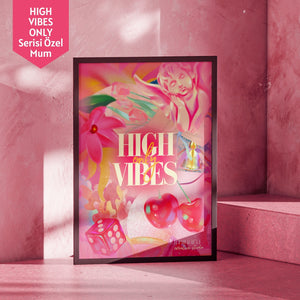 Luminara Studio x Mim and More High Vibes Only Pembe Poster – Dekoratif Duvar Posteri 35x50 cm