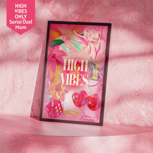 Luminara Studio x Mim and More High Vibes Only Pembe Poster – Dekoratif Duvar Posteri 35x50 cm