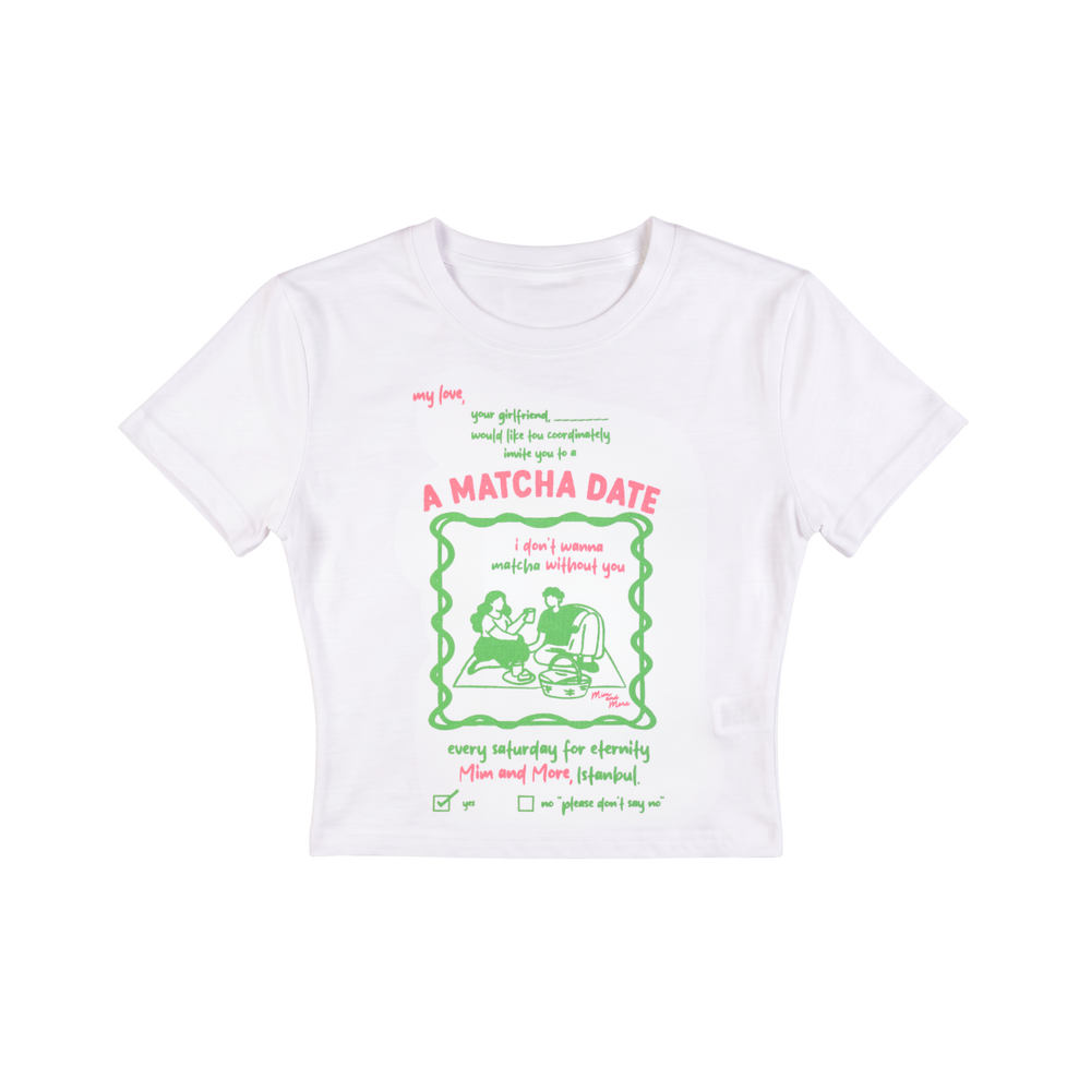 A Matcha Date Baskılı Crop Tişört – Modal Kumaş, Esnek ve Rahat, Kadın T-Shirt