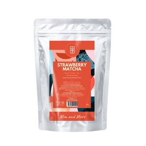 Strawberry Matcha – Çilek Aromalı Ceremonial Grade Matcha Tozu 50 g
