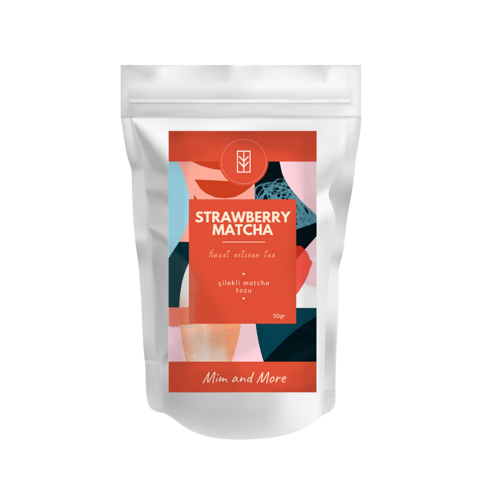 Strawberry Matcha – Çilek Aromalı Ceremonial Grade Matcha Tozu 50 g
