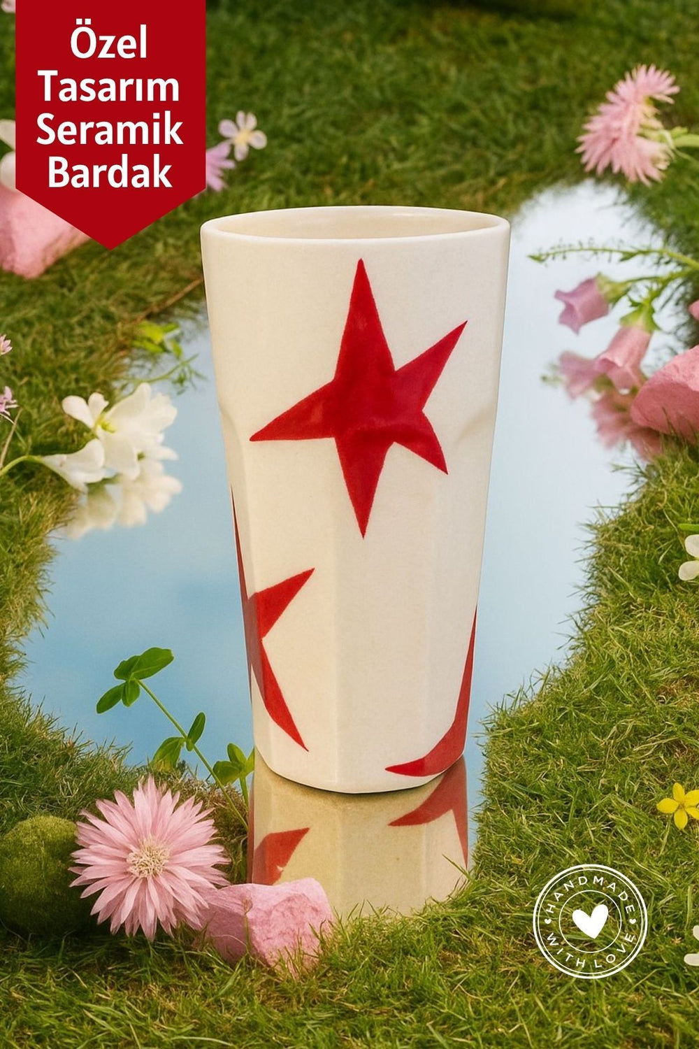 Kırmızı Yıldız Desenli El Yapımı Seramik Bardak – Özel Tasarım