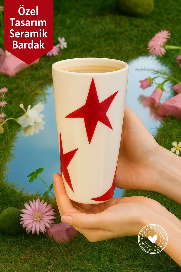 Kırmızı Yıldız Desenli Seramik Bardak – El Yapımı Seramik Bardak 390 ml